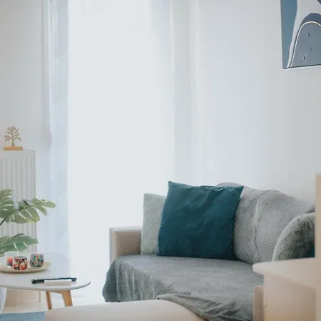 Apartment In The Heart Of 2