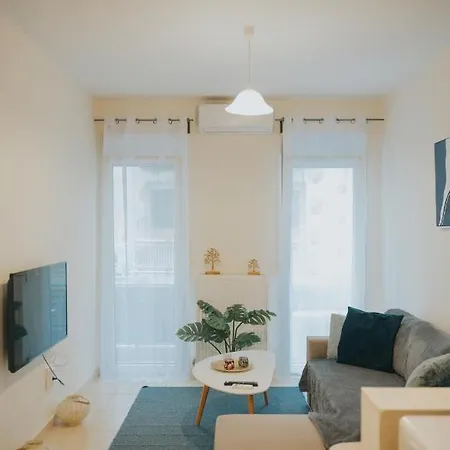 In The Heart Of 2 Apartment